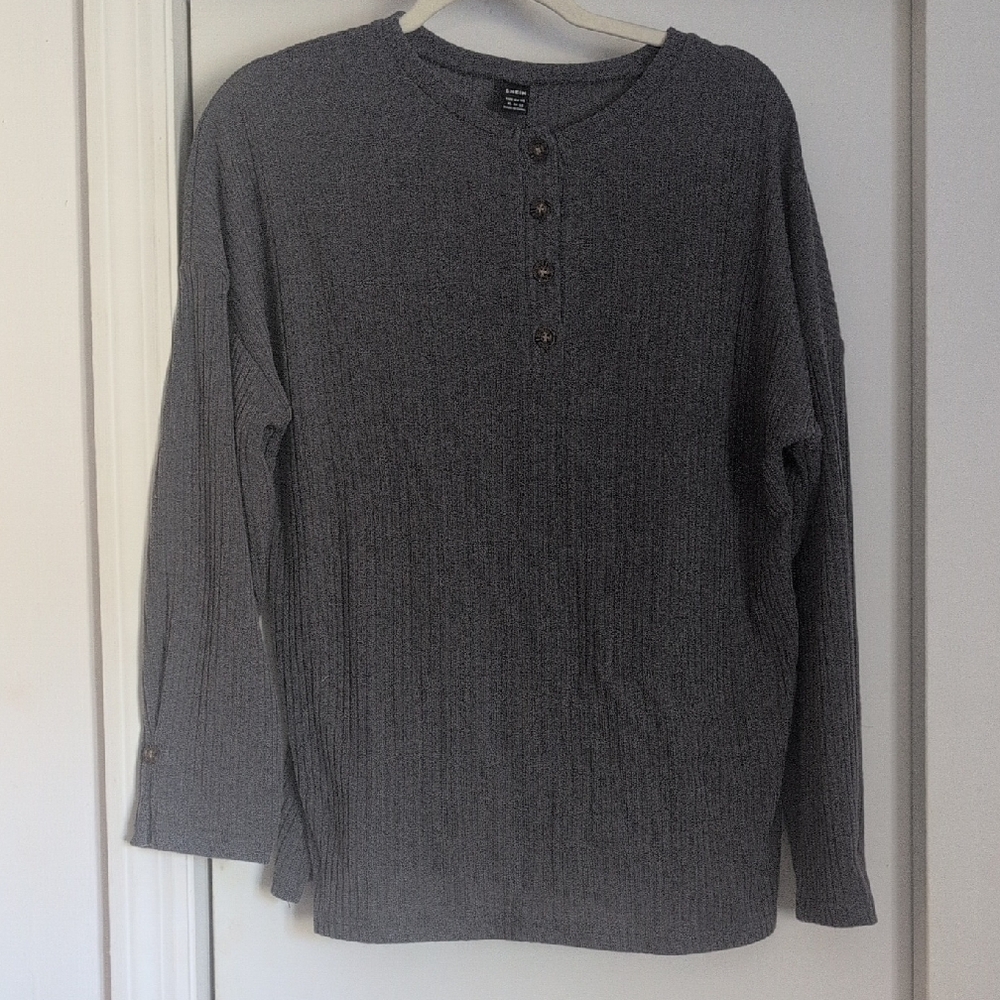 SHEIN Size xl/12 Lady's Charcoal Crewneck Button Detail Sweater